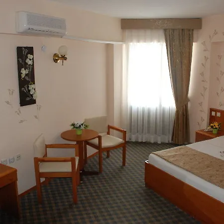 Hermes Hotell 2*
